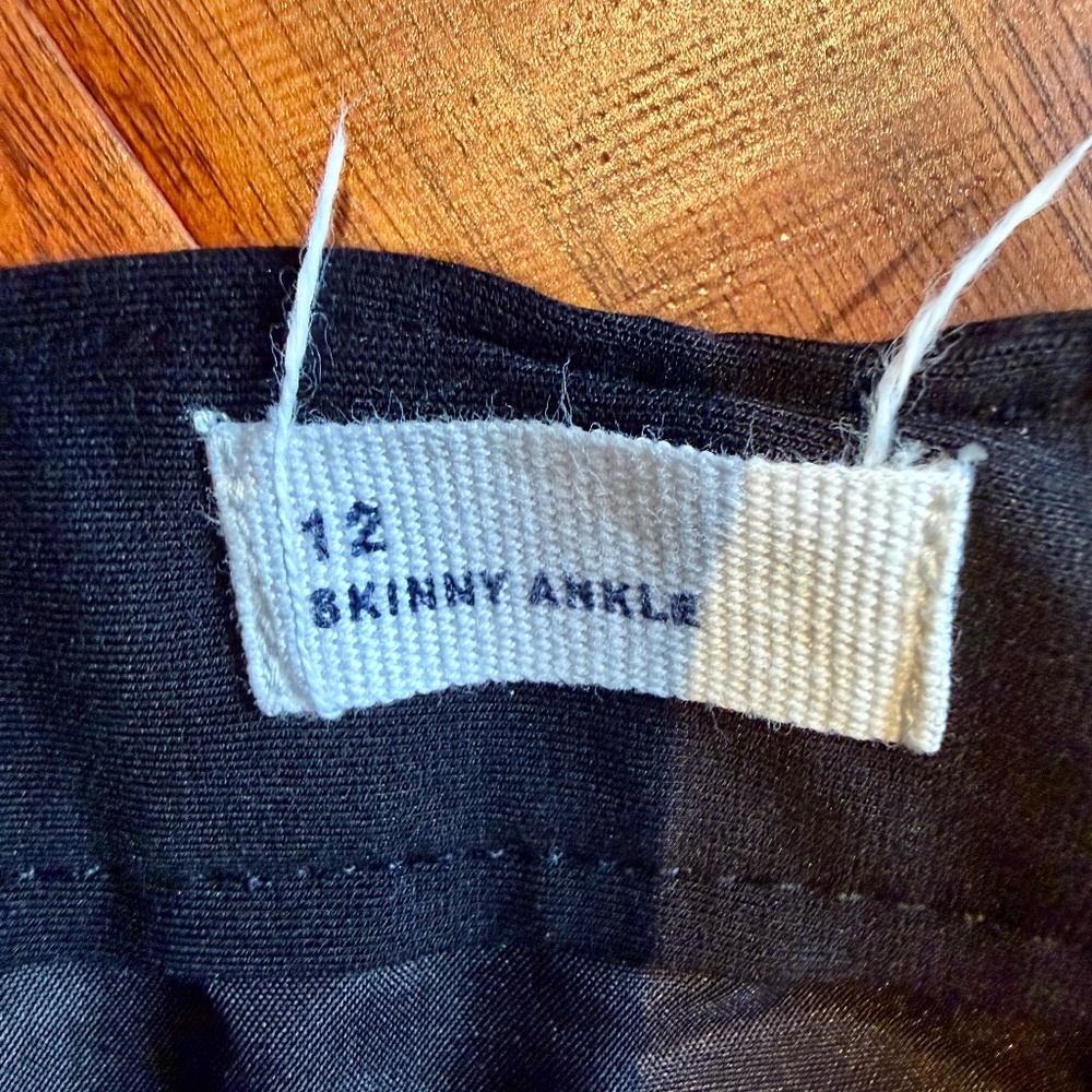 GAP pants - Picture 4 of 5